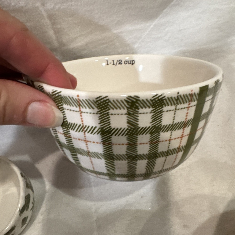 Chad Barrett Nesting Measuring Cups Set of 4 Green Yellow‎ Orange Ceramic Spout - Picture 5 of 7